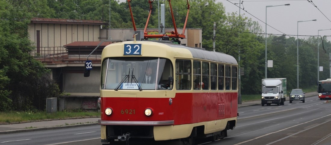 Ilustrační foto - tramvaj na lince 32