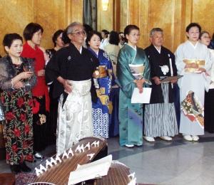 FOTO - Japonští umělci se dnes večer představí v Obecním domě veřejnosti